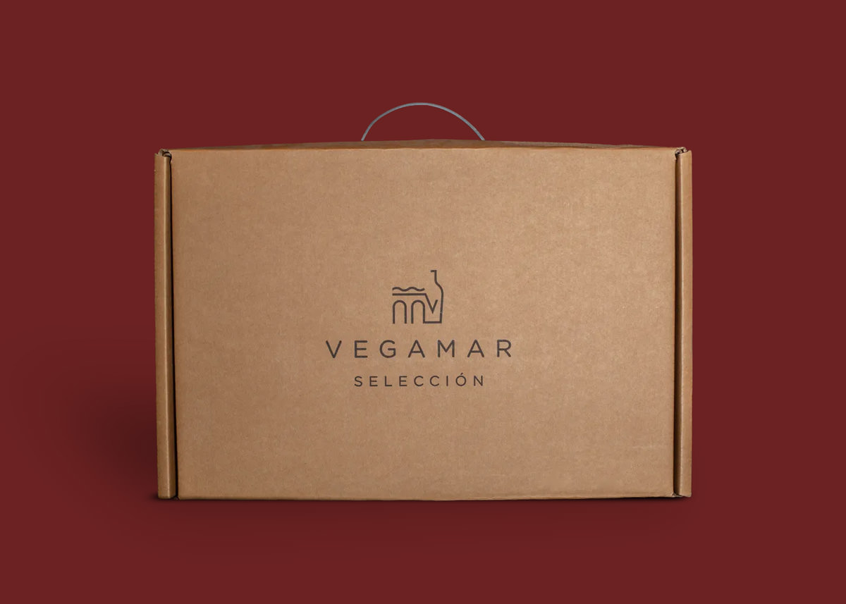 Caja vino personalizada para Selección bodegas Vegamar